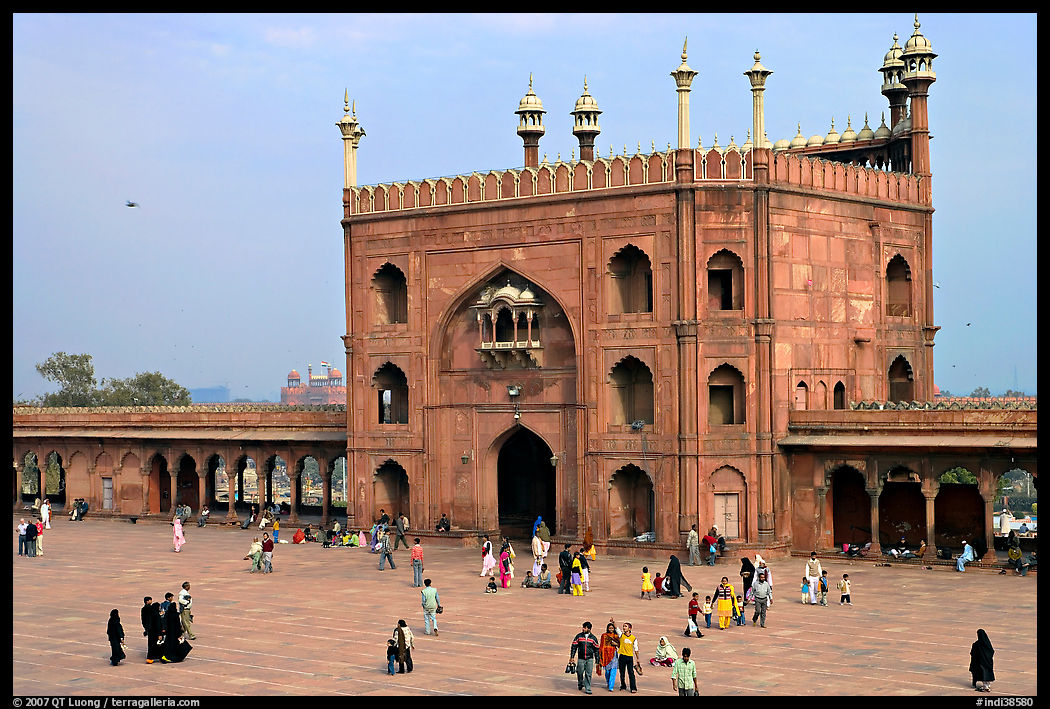 Courtyard and East gate of Masjid-i-Jahan Numa. New Delhi, India