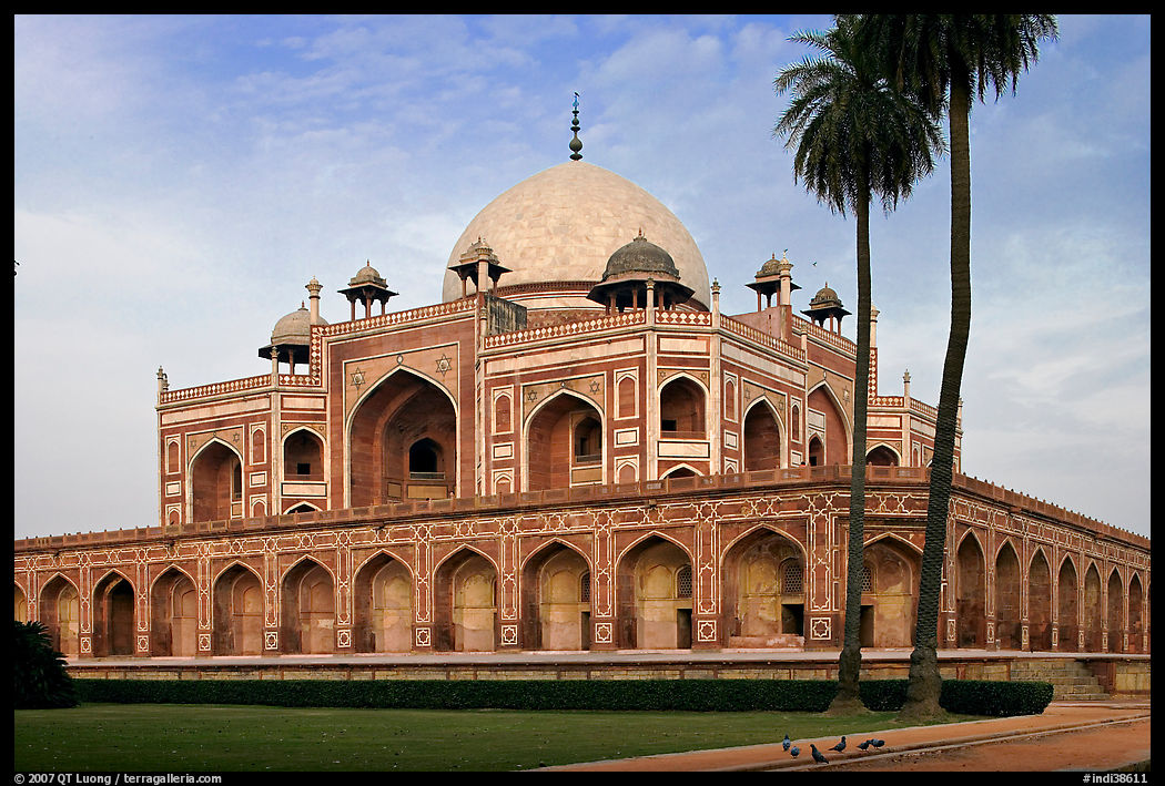 Main mausoleum, Humayun's tomb. New Delhi, India