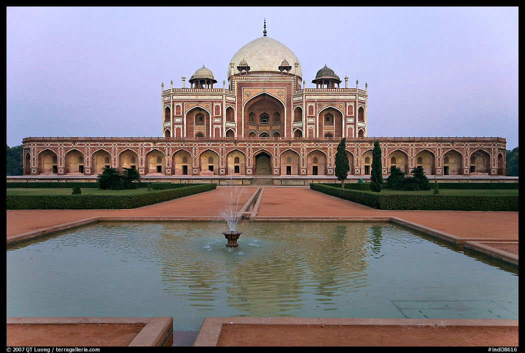 Basin, watercourses, and Humayun's tomb,. New Delhi, India