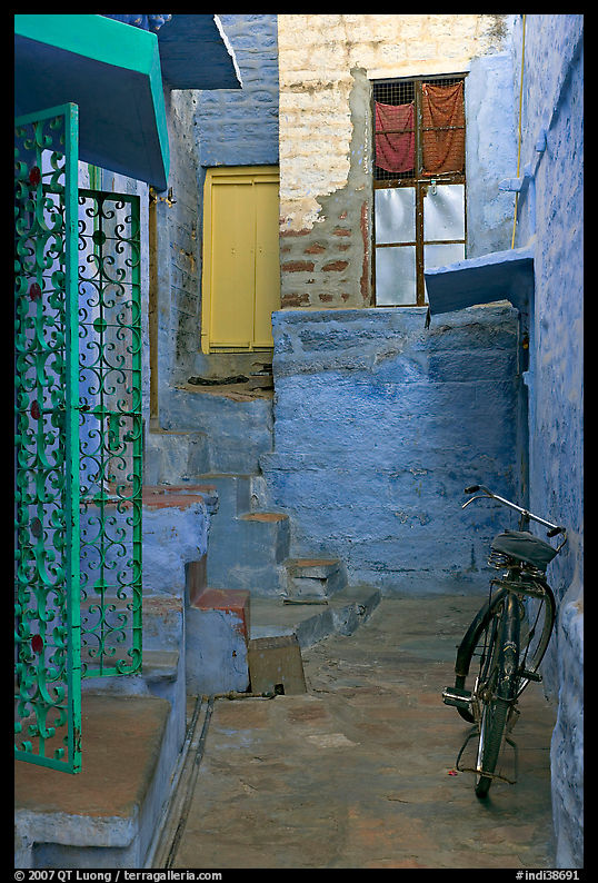 Blue alley with bicycle. Jodhpur, Rajasthan, India
