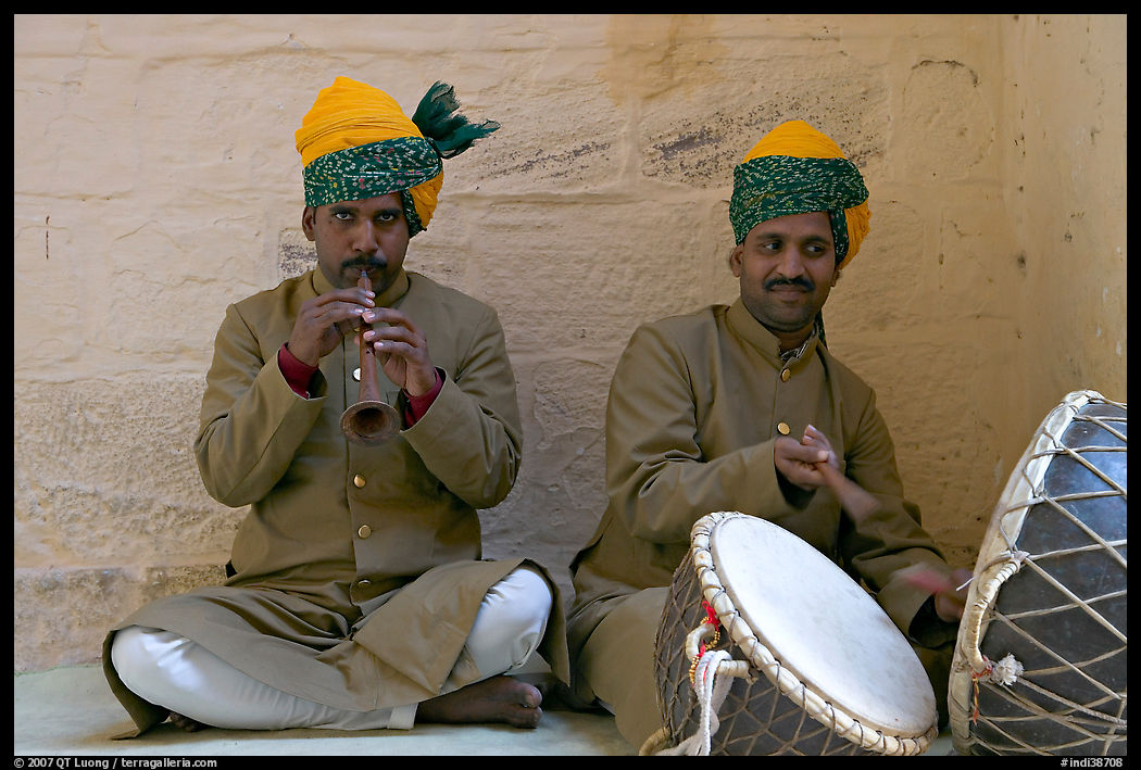 Flute and drum players, Mehrangarh Fort. Jodhpur, Rajasthan, India