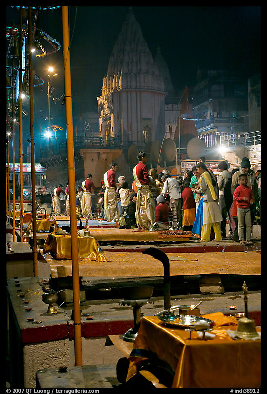 Pujari giving blessings at  Dasaswamedh Ghat. Varanasi, Uttar Pradesh, India