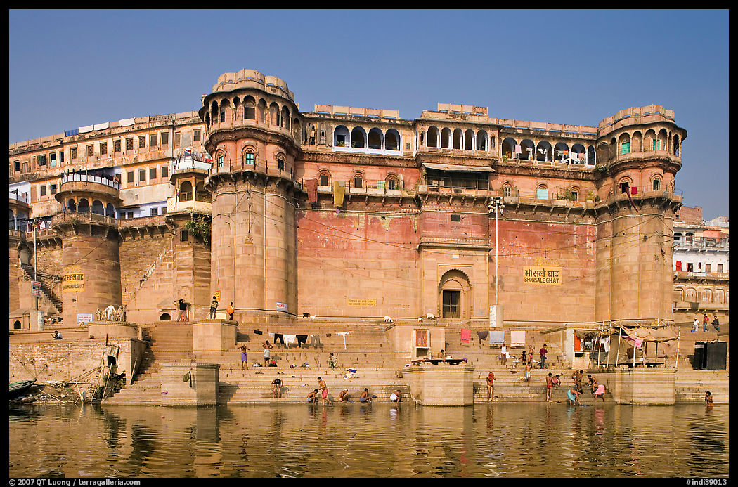 Bonsale Ghat. Varanasi, Uttar Pradesh, India
