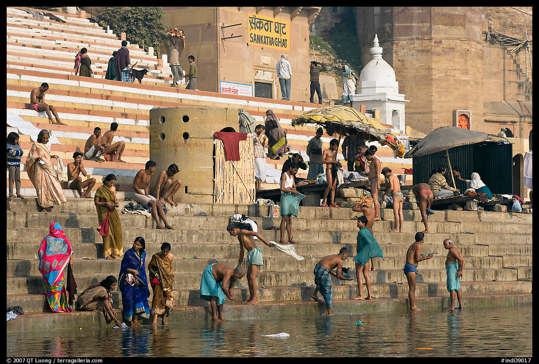 Hindu people on the steps of Sankatha Ghat. Varanasi, Uttar Pradesh, India