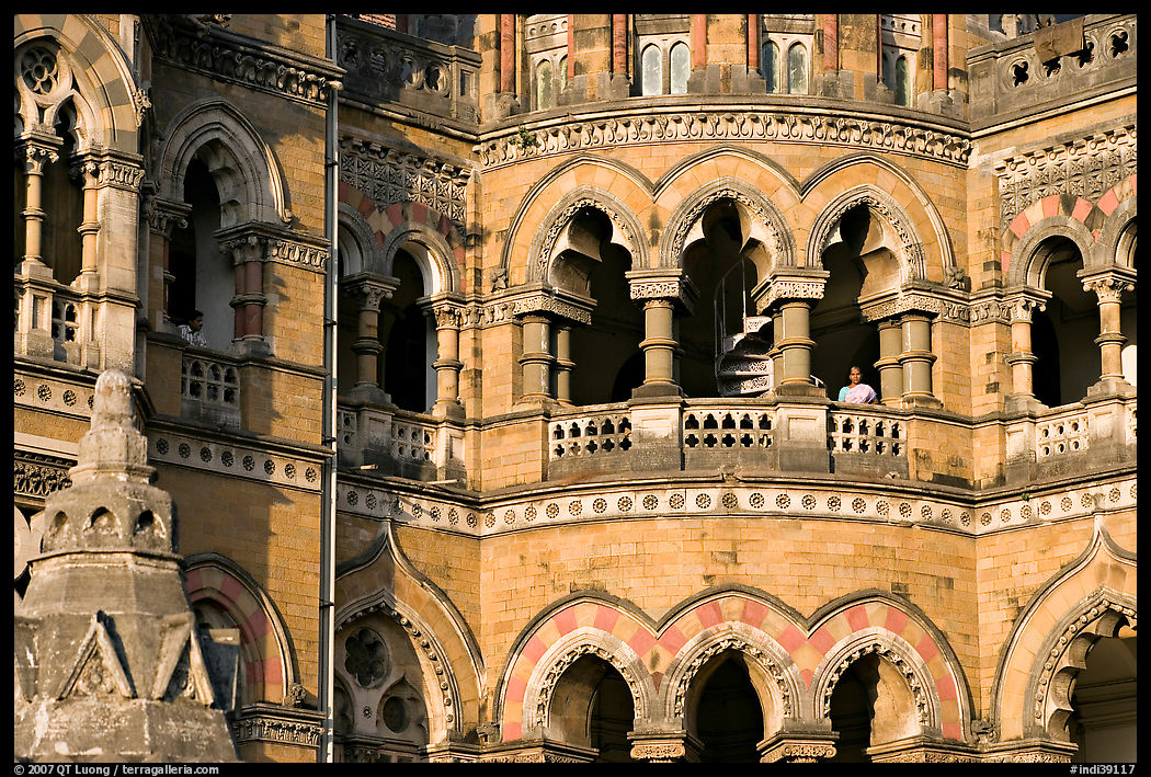 Arched openings on facade, Chhatrapati Shivaji Terminus. Mumbai, Maharashtra, India