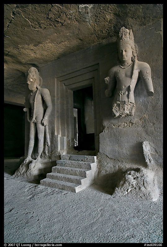 Siva shrine, main  Elephanta cave. Mumbai, Maharashtra, India