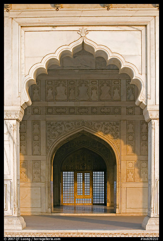 Arches and perforated marble screen, Khas Mahal, Agra Fort. Agra, Uttar Pradesh, India