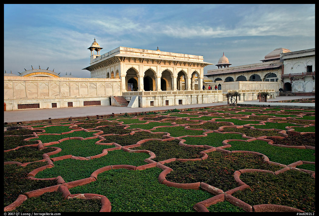 Mughal garden, Agra Fort. Agra, Uttar Pradesh, India