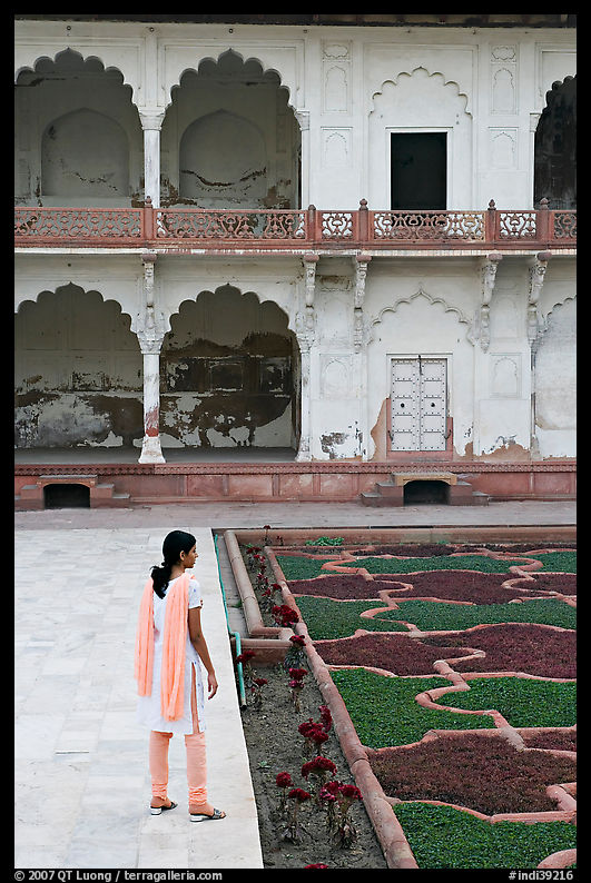 Woman in Anguri Bagh garden, Agra Fort. Agra, Uttar Pradesh, India
