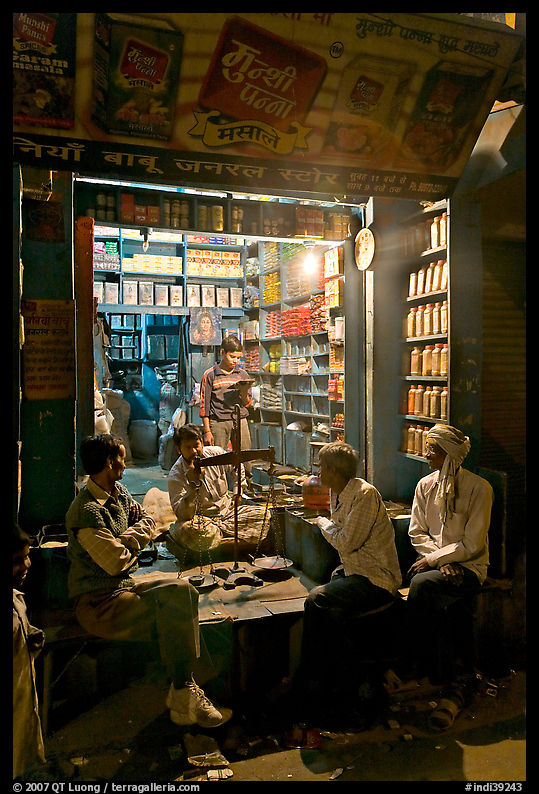 Store by night, Taj Ganj. Agra, Uttar Pradesh, India