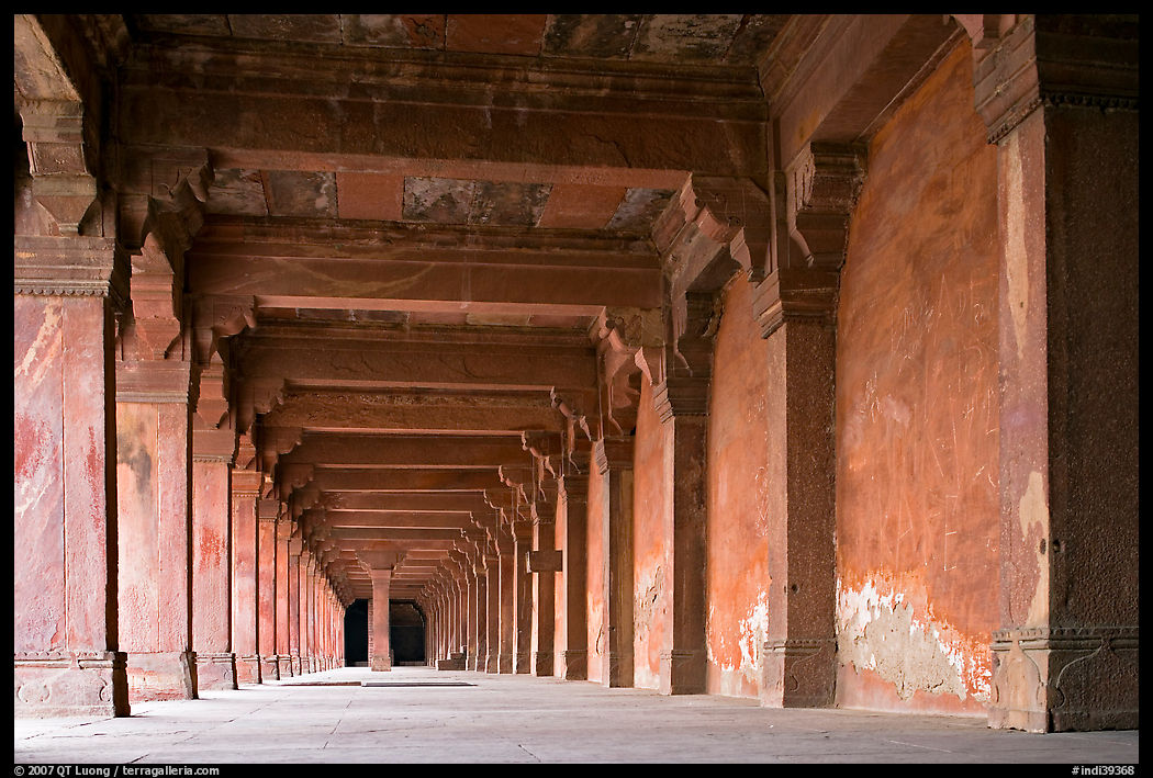Corridor beneath the Panch Mahal building. Fatehpur Sikri, Uttar Pradesh, India