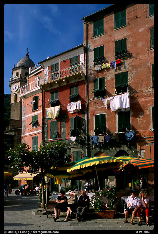 Resting on the Piazza Guglielmo Marconi, Vernazza. Cinque Terre, Liguria, Italy
