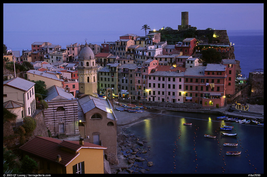 Harbor and Castello Doria, sunset, Vernazza. Cinque Terre, Liguria, Italy