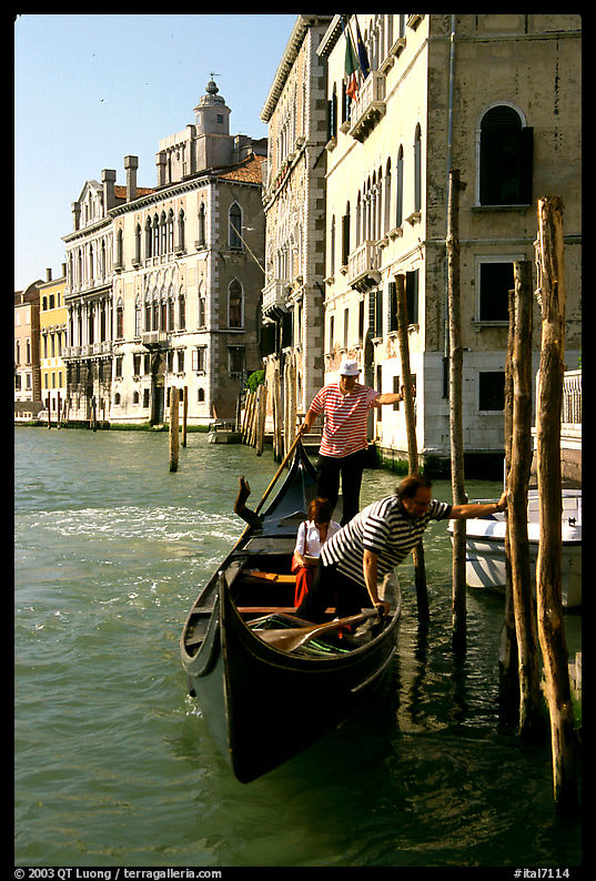 Traghetto crossing. Venice, Italy