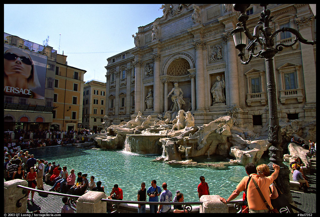 Trevi Fountain. Rome, Italy