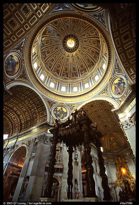 Baldachino, and Dome of Basilic Saint Peter. Vatican City, Rome, Lazio, Italy