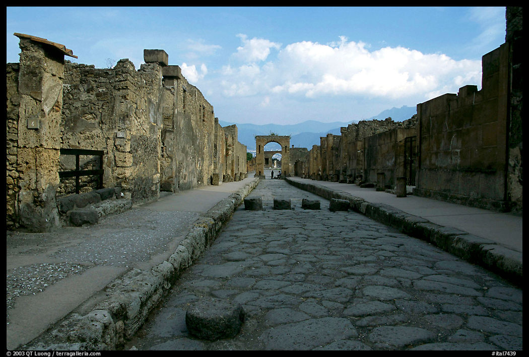 Paved street. Pompeii, Campania, Italy