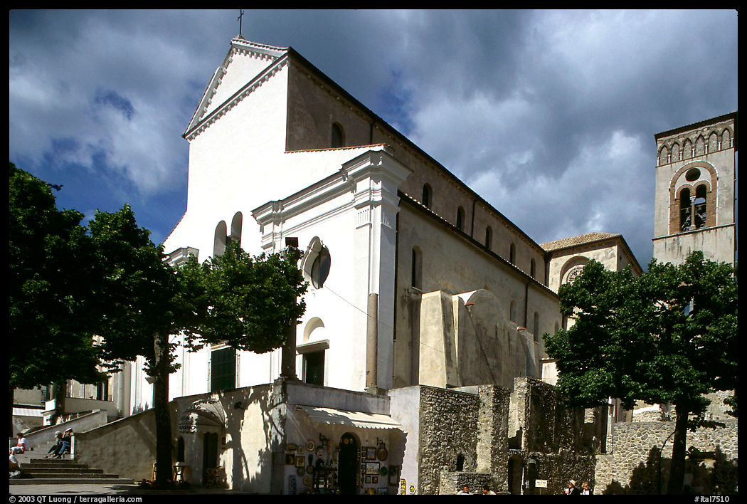 Piazza Duomo, Ravello. Amalfi Coast, Campania, Italy
