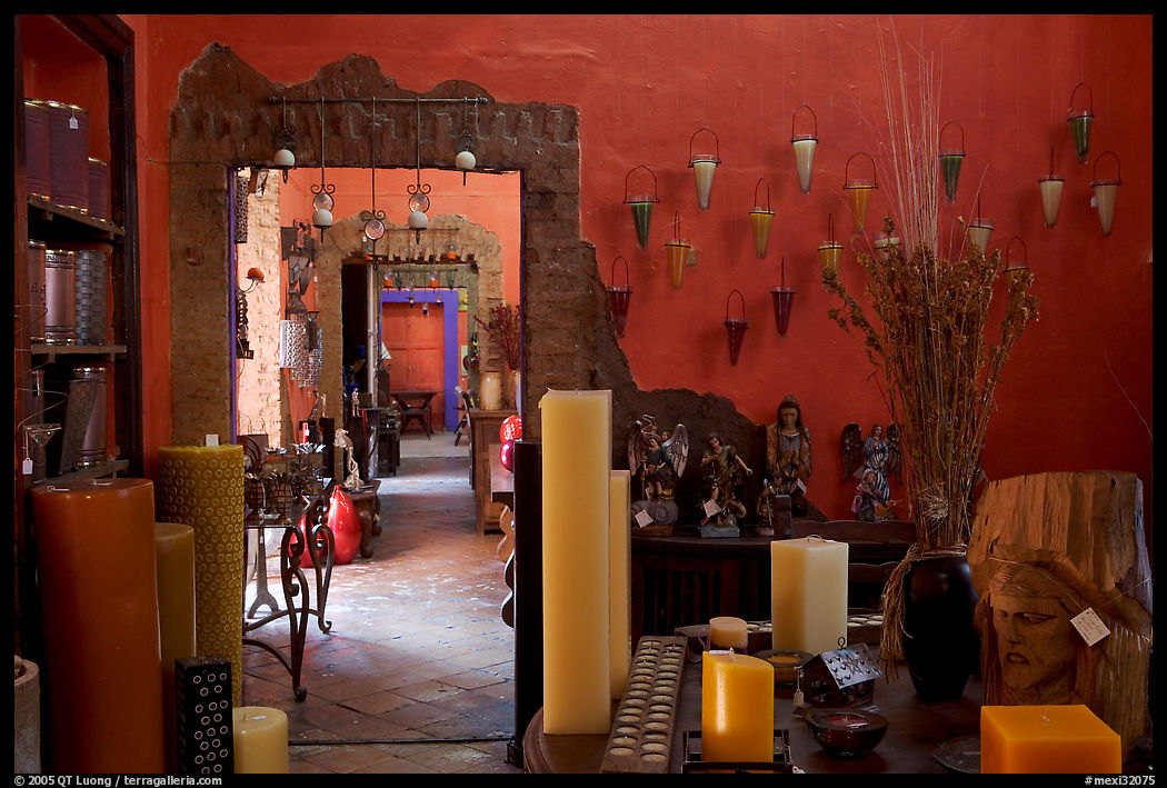 Art gallery, Tlaquepaque. Jalisco, Mexico