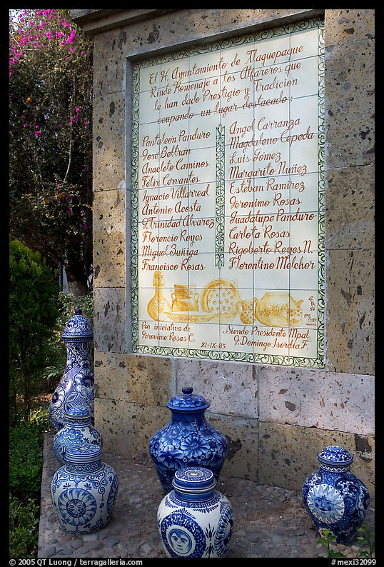 Monument dedicated to ceramic artists, Tlaquepaque. Jalisco, Mexico