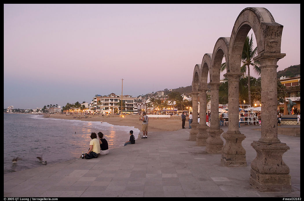 Arches on the Malecon at dusk, Puerto Vallarta, Jalisco. Jalisco, Mexico