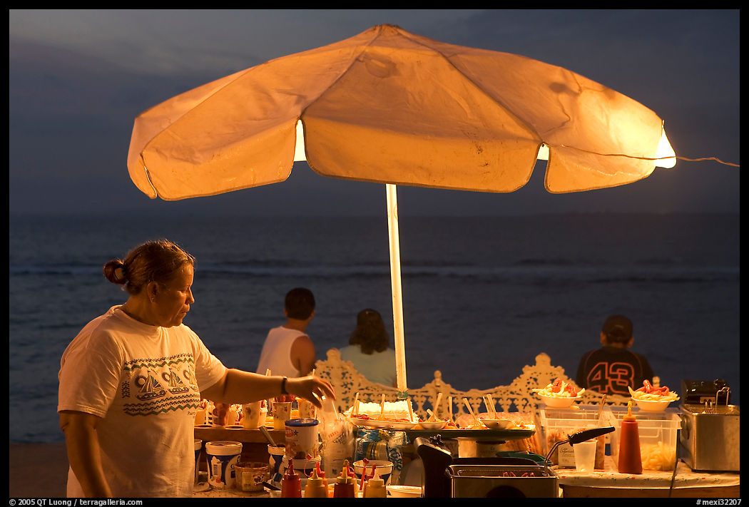 Food vendor on the Malecon at night, Puerto Vallarta, Jalisco. Jalisco, Mexico