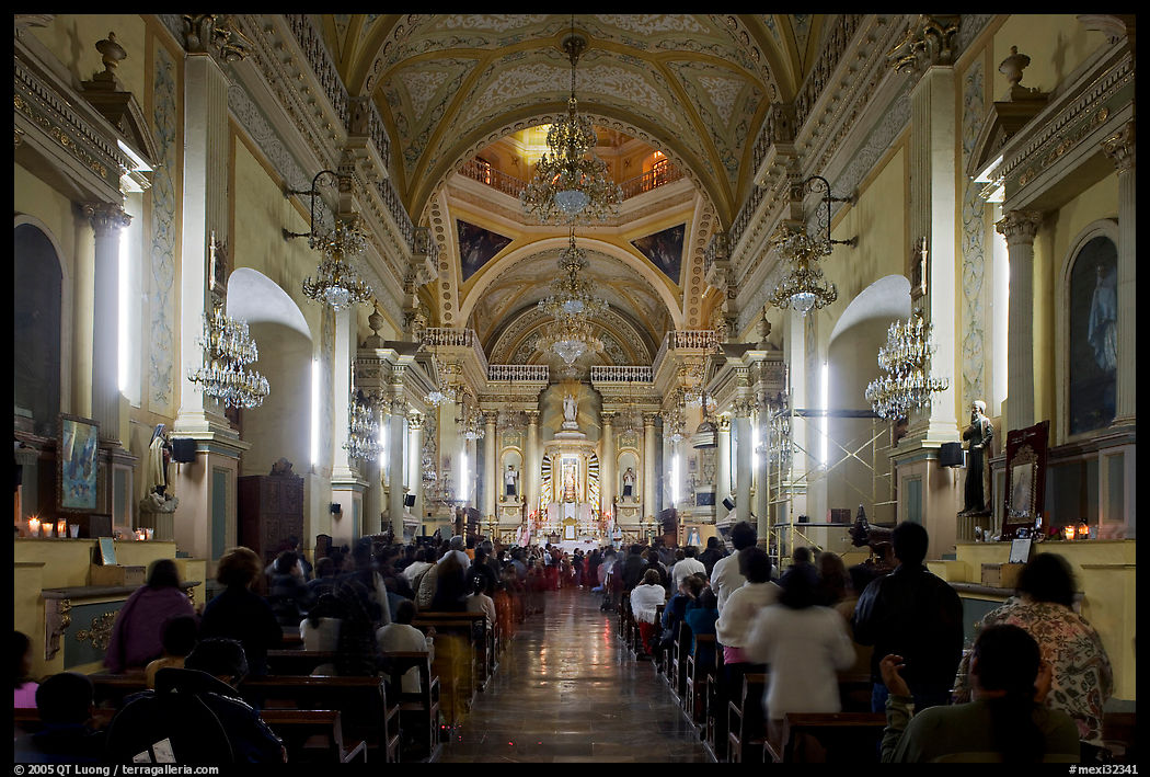 Inside of Basilica de Nuestra Senora Guanajuato during a mass. Guanajuato, Mexico