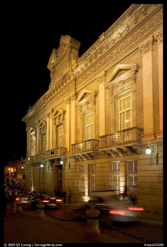Palacio Legislativo de la Paz at night. Guanajuato, Mexico
