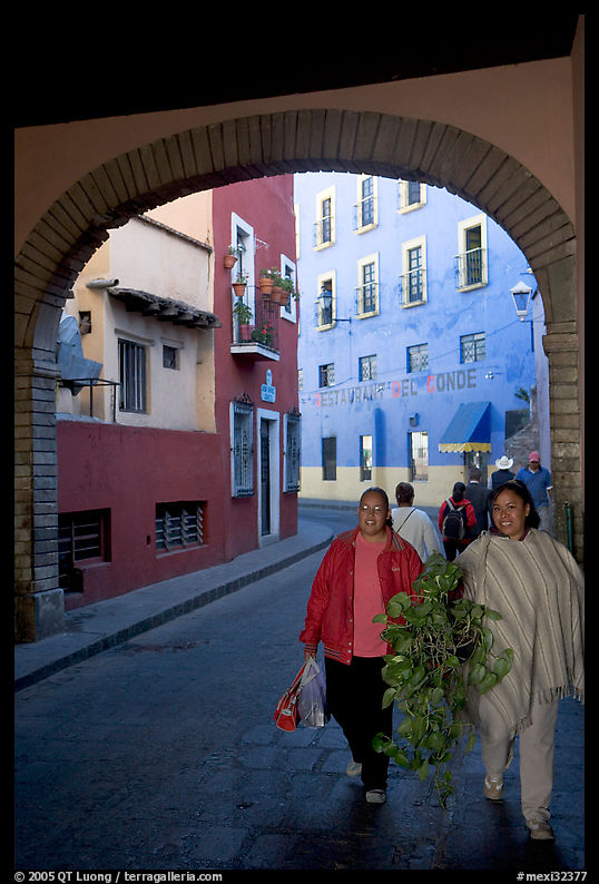 Women walking in a tunnel. Guanajuato, Mexico