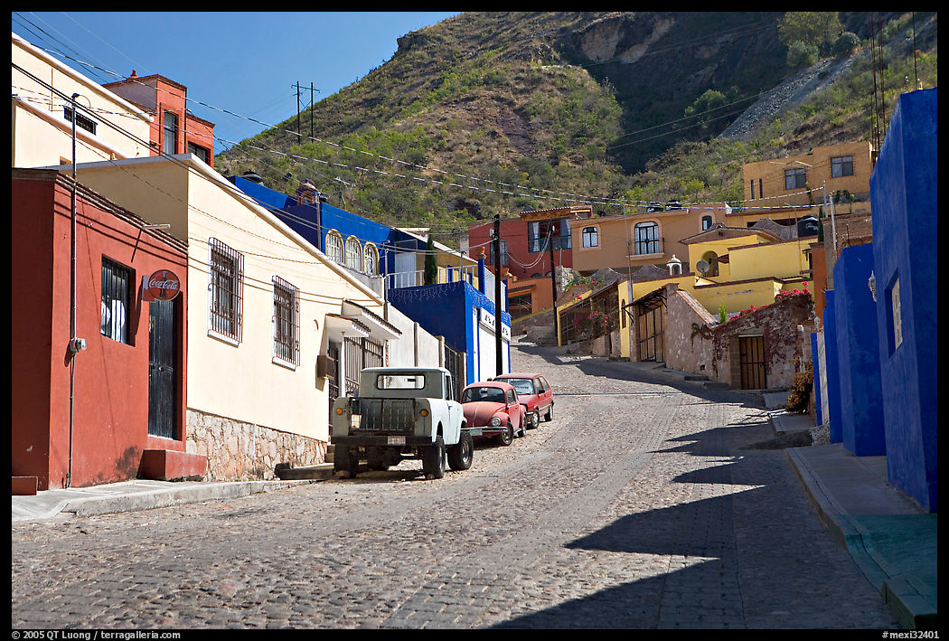 Suburban street. Guanajuato, Mexico