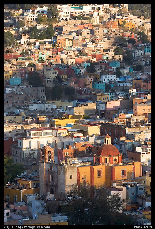 Church San Roque, and houses, early morning. Guanajuato, Mexico