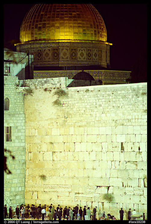 Western (Wailling) Wall and Dome of the Rock at night. Jerusalem, Israel