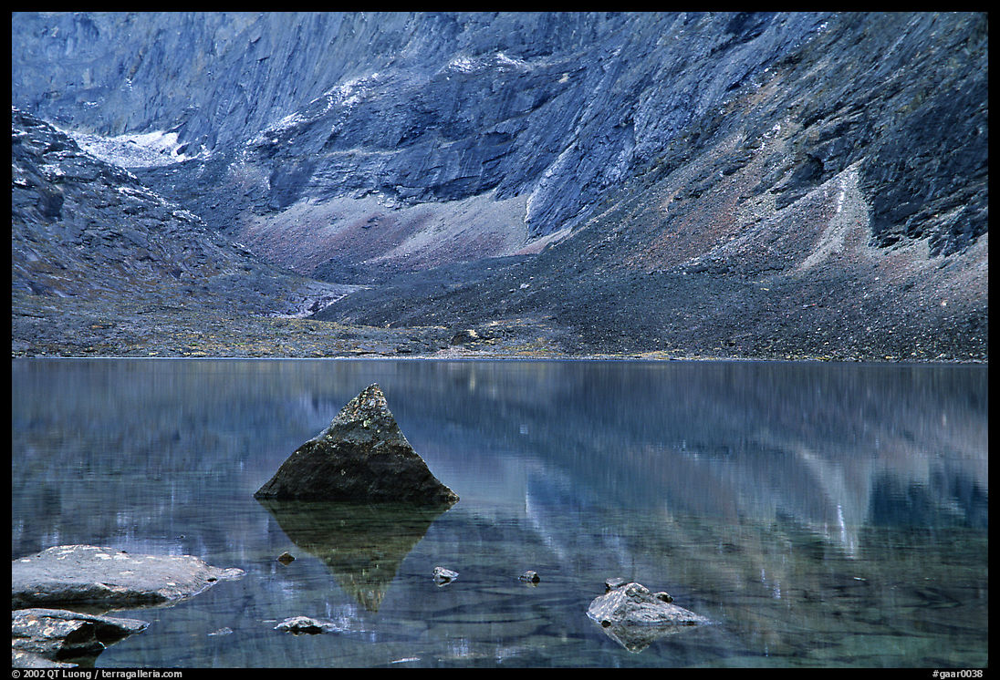 Lake II in Aquarius Valley near Arrigetch Peaks. Gates of the Arctic National Park, Alaska, USA.