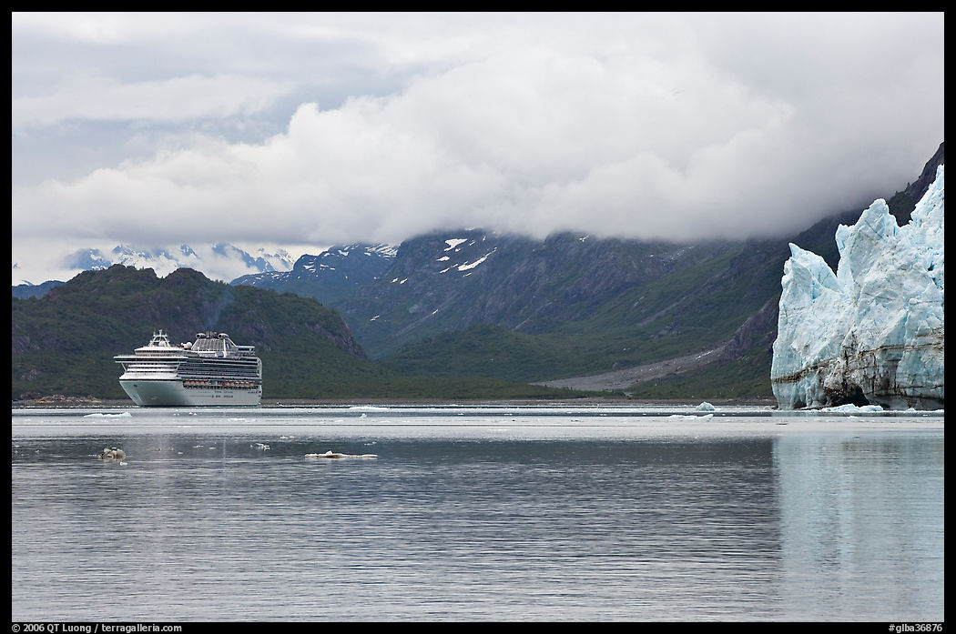 Cruise boat in Tarr Inlet next to Margerie Glacier. Glacier Bay National Park, Alaska, USA.