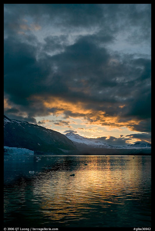 Margerie Glacier, Mount Eliza and Tarr Inlet at sunset. Glacier Bay National Park, Alaska, USA.
