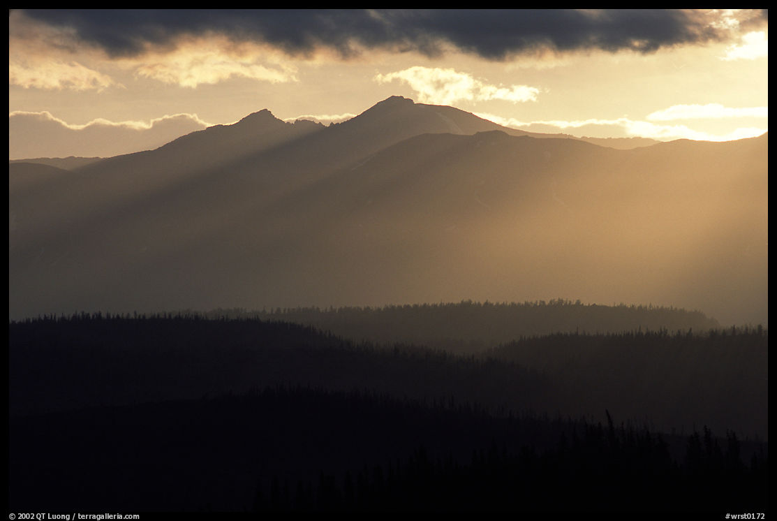 Early morning rays, Chugach mountains. Wrangell-St Elias National Park, Alaska, USA.