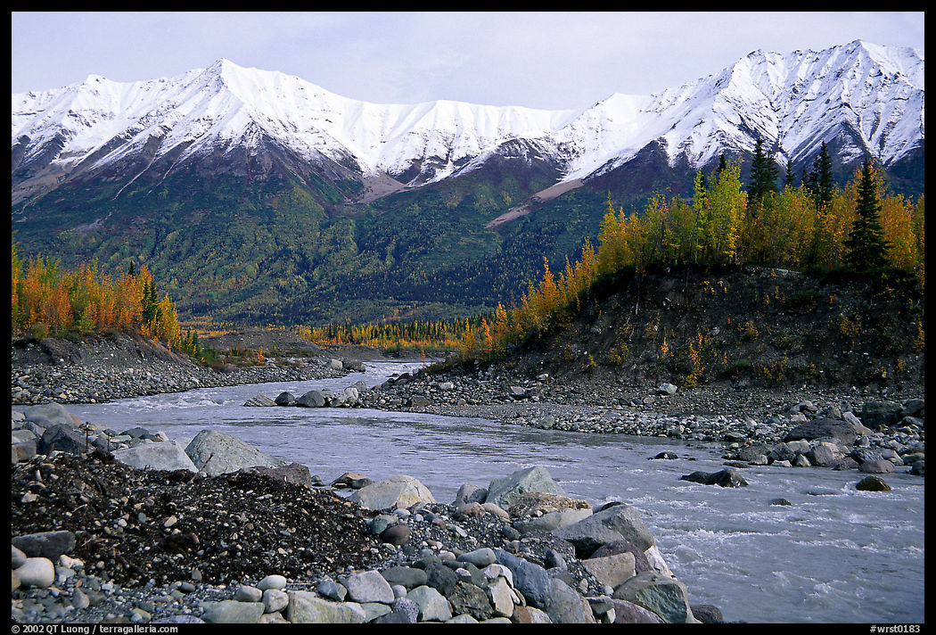 Kennicott river and Wrangell mountains. Wrangell-St Elias National Park, Alaska, USA.