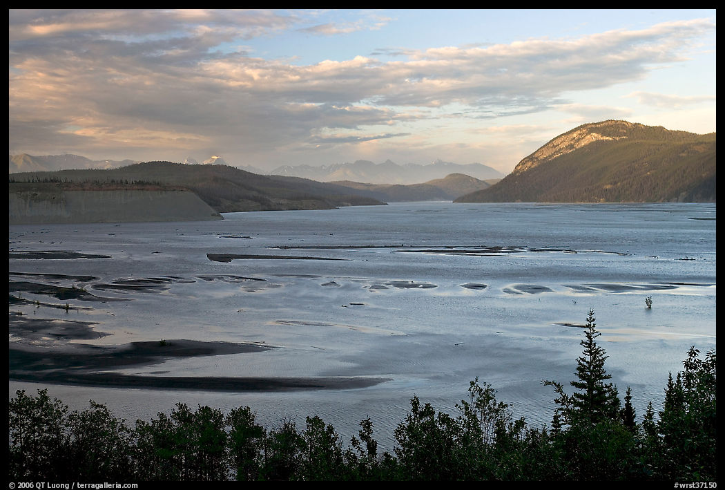 Wide Copper River at sunset. Wrangell-St Elias National Park, Alaska, USA.