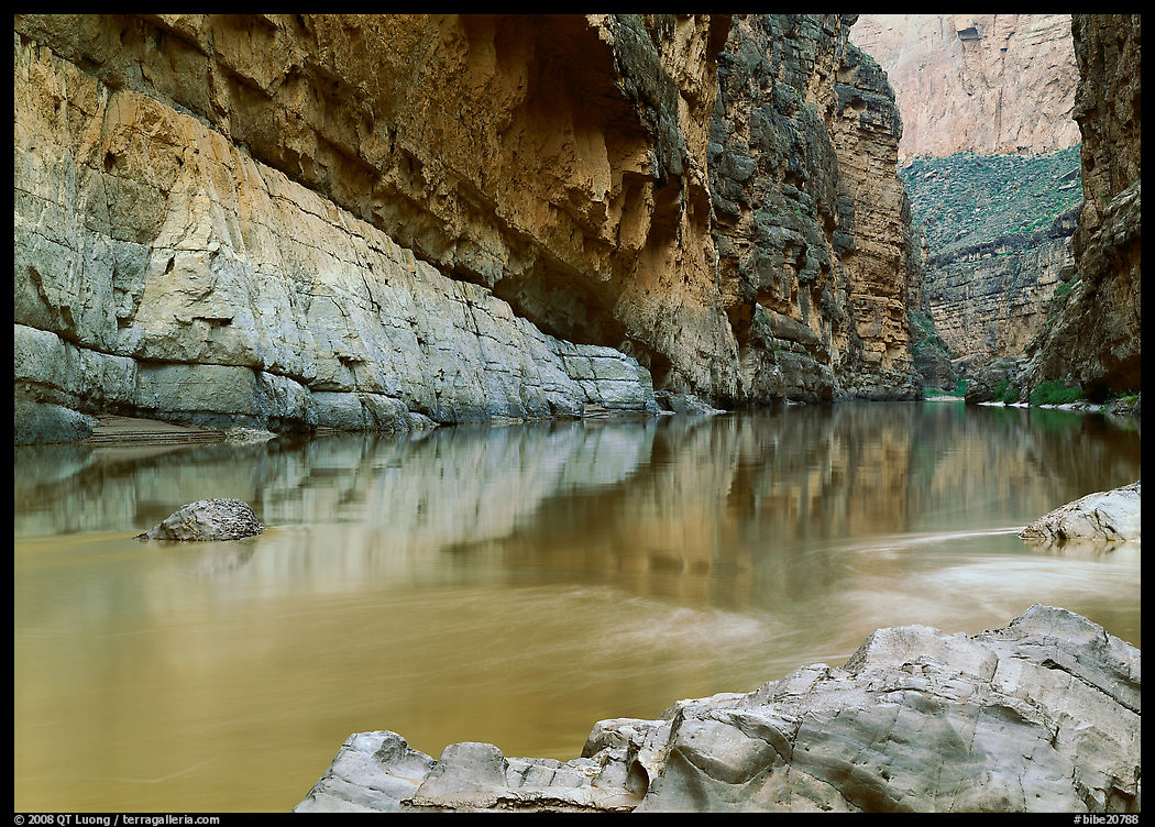 Rio Grande and cliffs in Santa Elena Canyon. Big Bend National Park, Texas, USA.