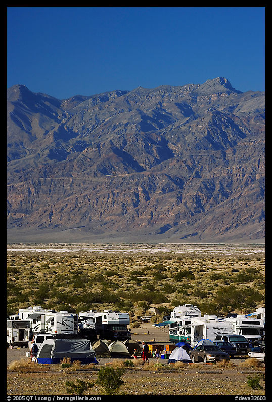 Camp and RVs at Stovepipe Wells, with Armagosa Mountains in the background. Death Valley National Park, California, USA.