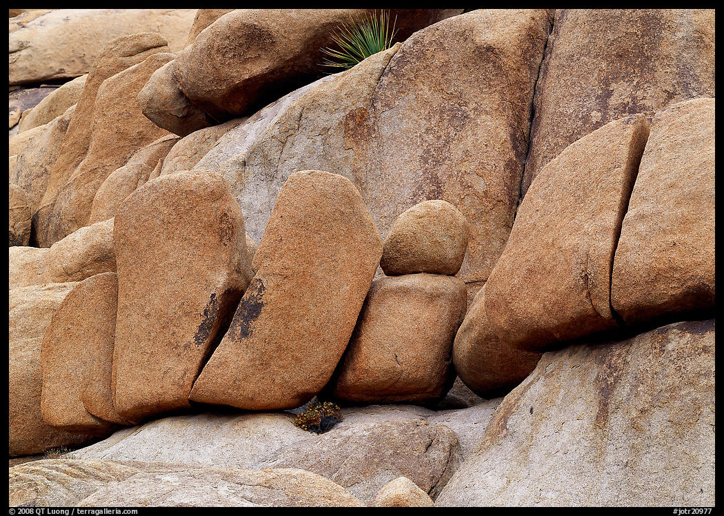 Stacked boulders in Hidden Valley. Joshua Tree  National Park