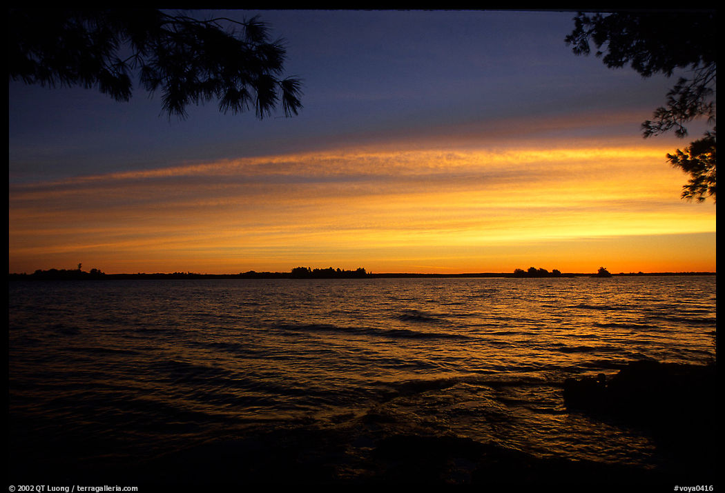 Sunrise, Kabetogama lake near Woodenfrog. Voyageurs National Park, Minnesota, USA.