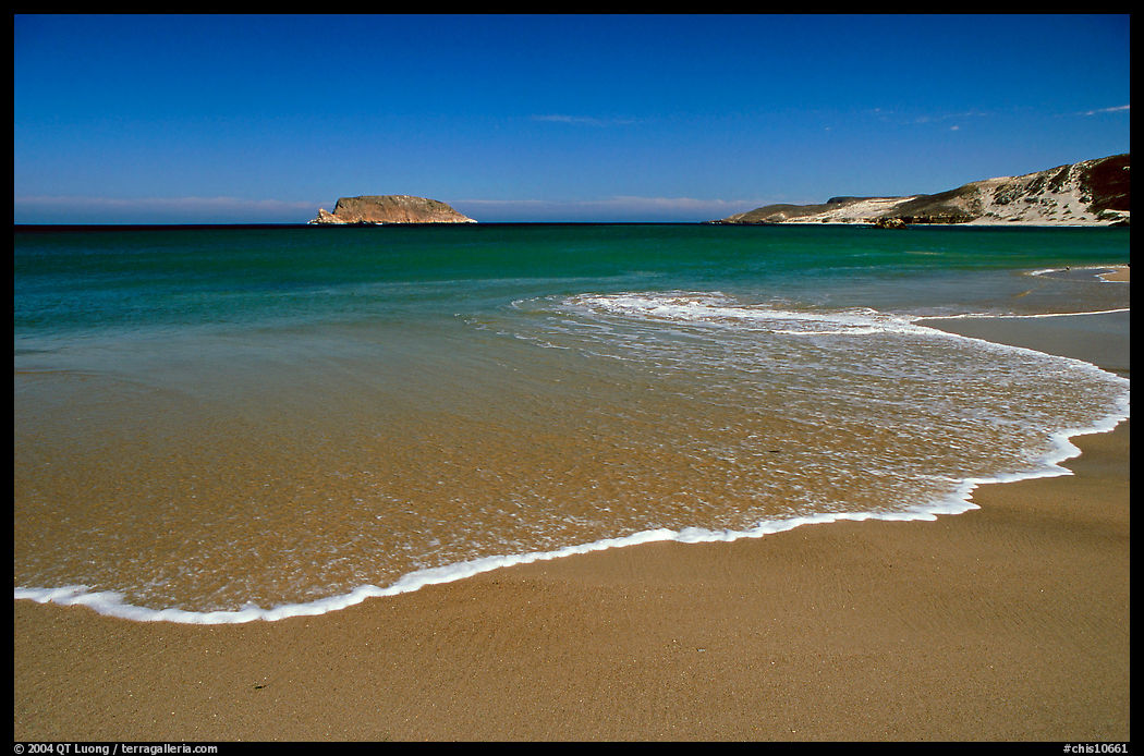 Beach, Cuyler Harbor, mid-day, San Miguel Island. Channel Islands National Park, California, USA.