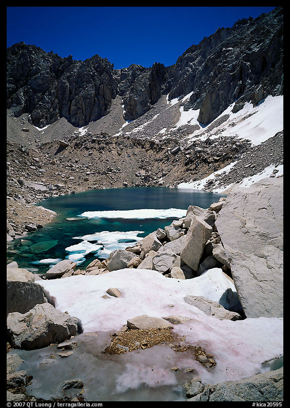Alpine lake in early summer. Kings Canyon  National Park, California, USA.
