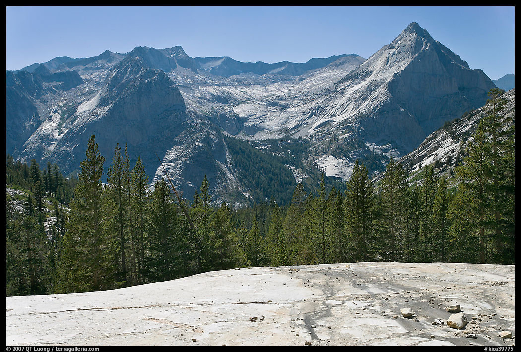 Granite slab, Langille Peak and the Citadel above Le Conte Canyon. Kings Canyon  National Park, California, USA.