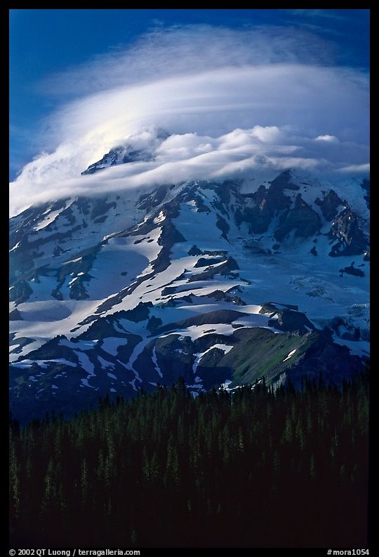 Mt Rainier with lenticular cloud. Mount Rainier National Park, Washington, USA.