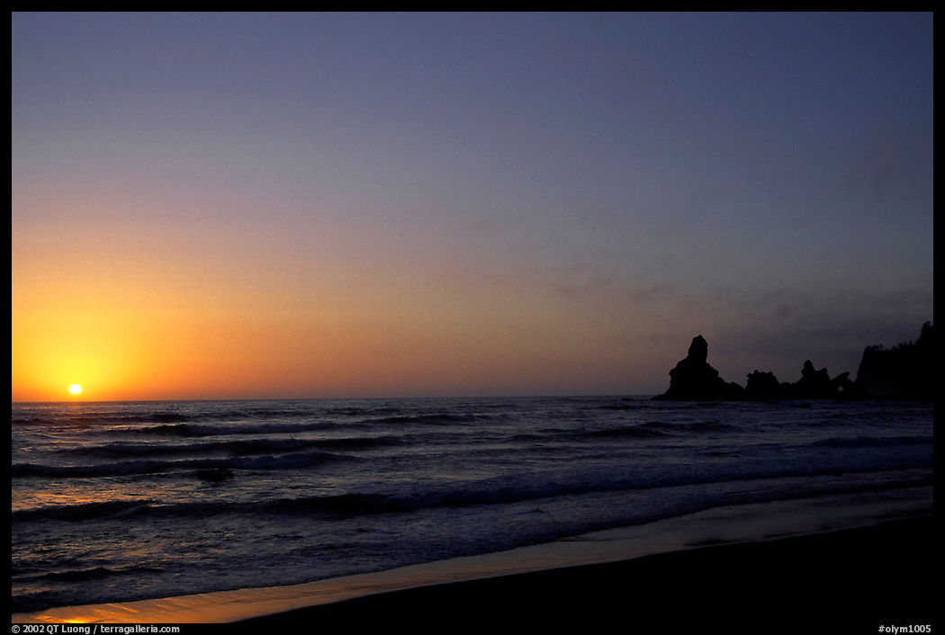 Shi-shi beach with sun setting. Olympic National Park, Washington, USA.