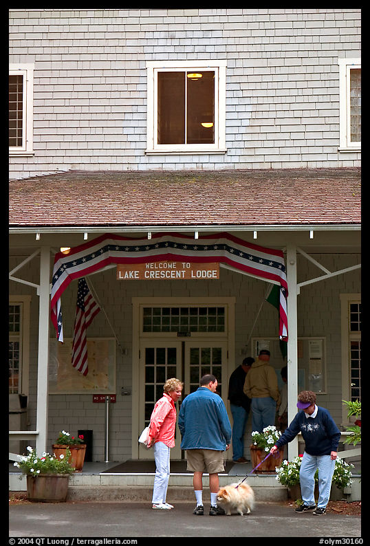 Crescent Lake Lodge Entrance. Olympic National Park, Washington, USA.