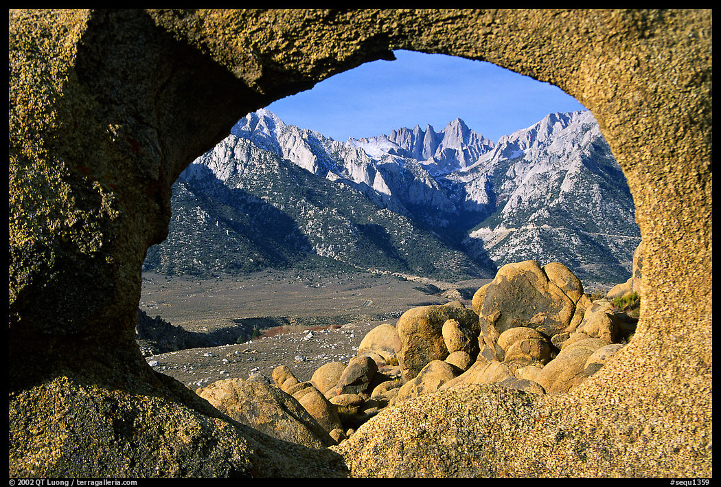 Alabama hills arch I and Sierras, early morning. Sequoia National Park, California, USA.