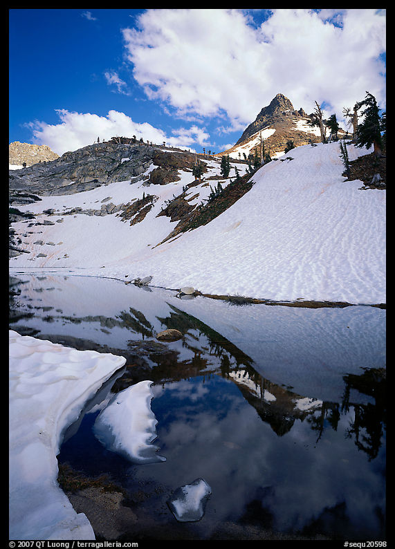 Monarch Lake, early summer. Sequoia National Park, California, USA.